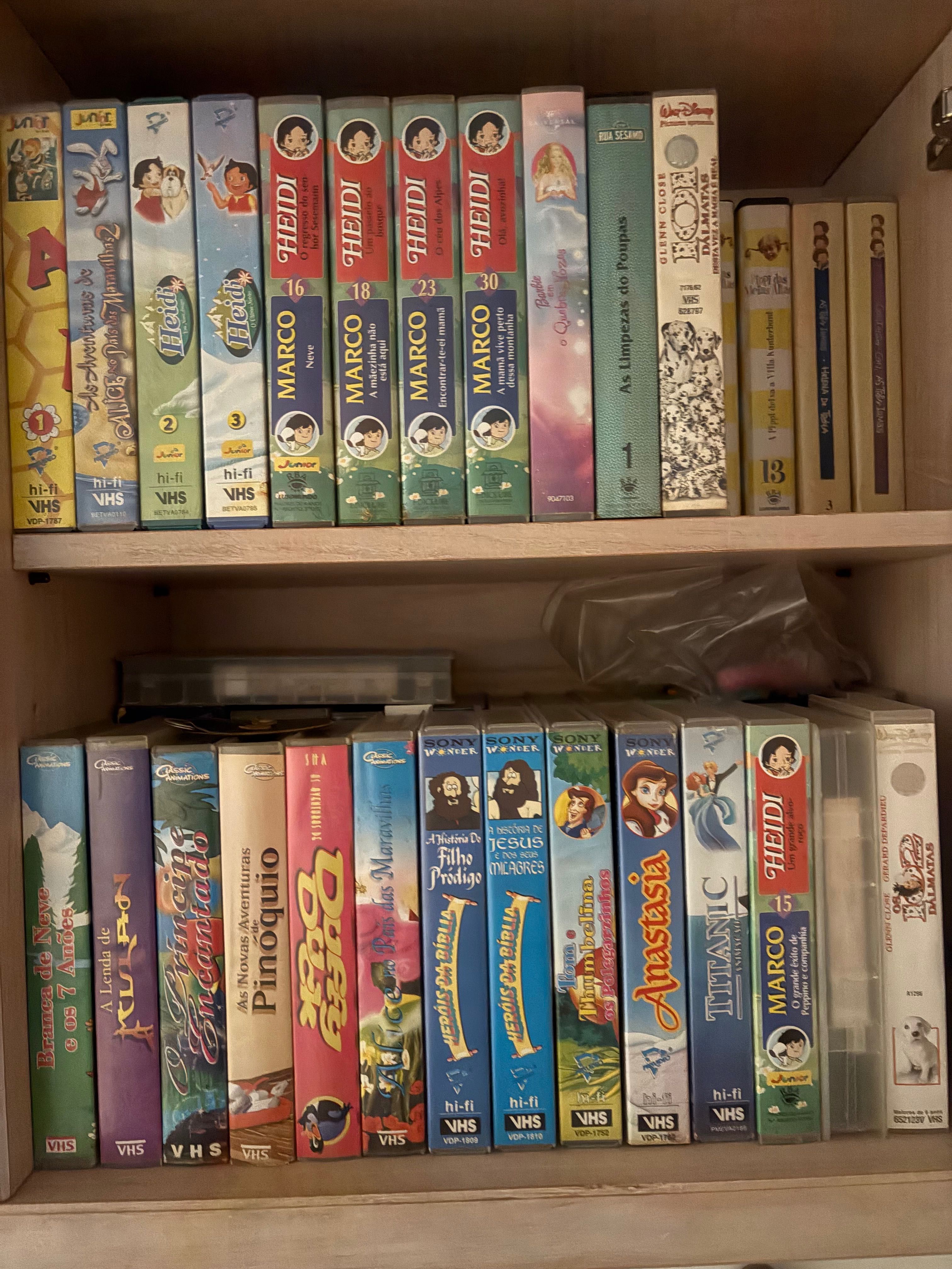50+ cassetes VHS