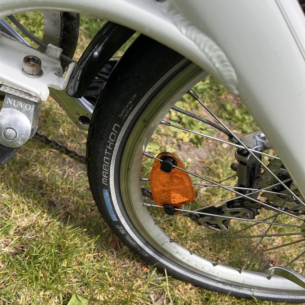 Складний велосипед Dahon. Суперкомпактний і легкий.