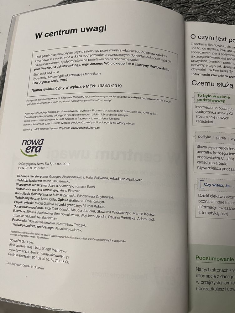Ksiazka do wosu w centrum uwagi 1 poziom postawowy