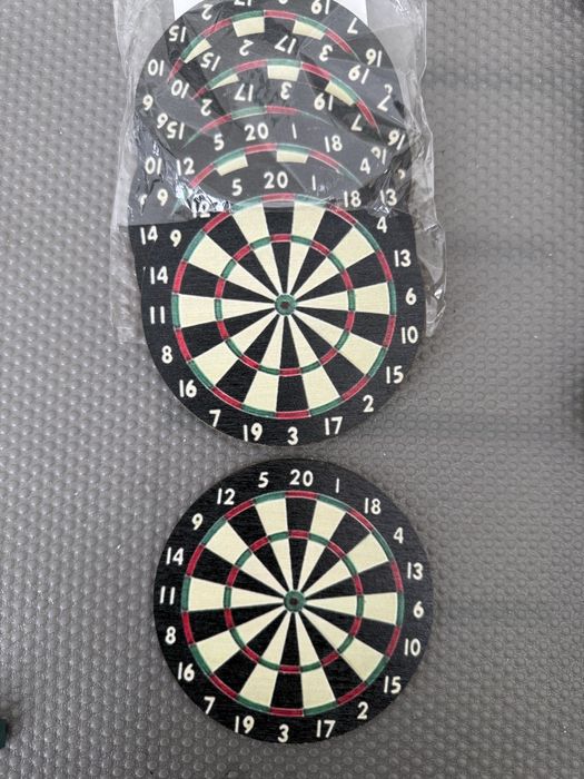 Dart podkładki malowane na drewnie
