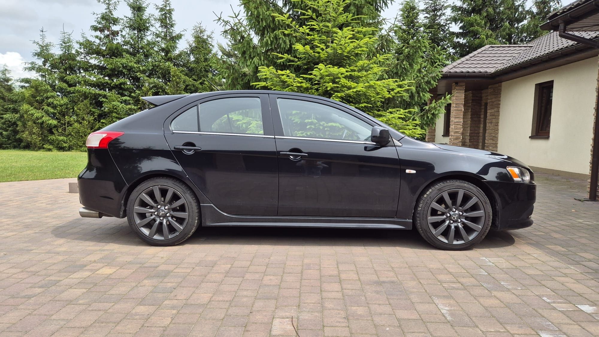 Lancer Sportback 1.8 mivec