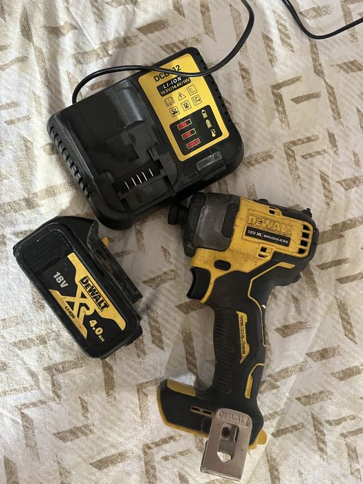 Dewalt  impacto 18v 4.0ah