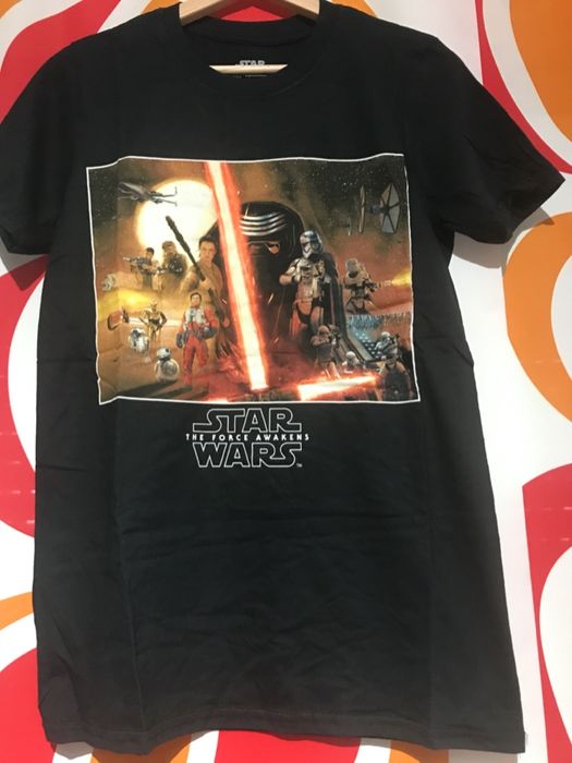 Vários modelos e tamanhos T-shirts Star Wars (Produto novo e embalado)