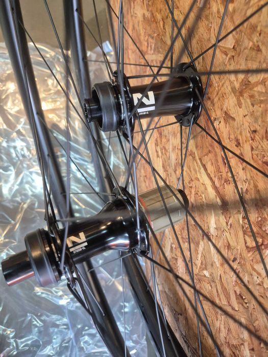 Rodas Estrada Carbono NOVATEC R4