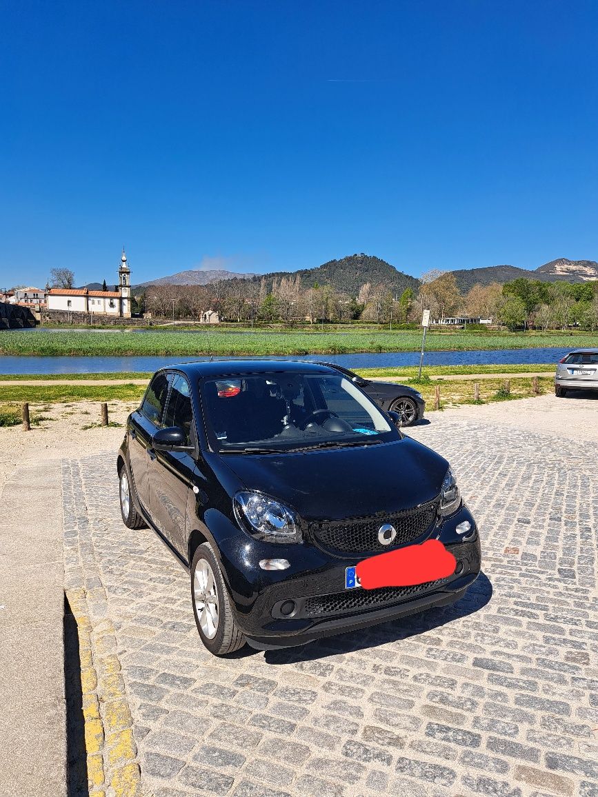 Smart fourfour 2016