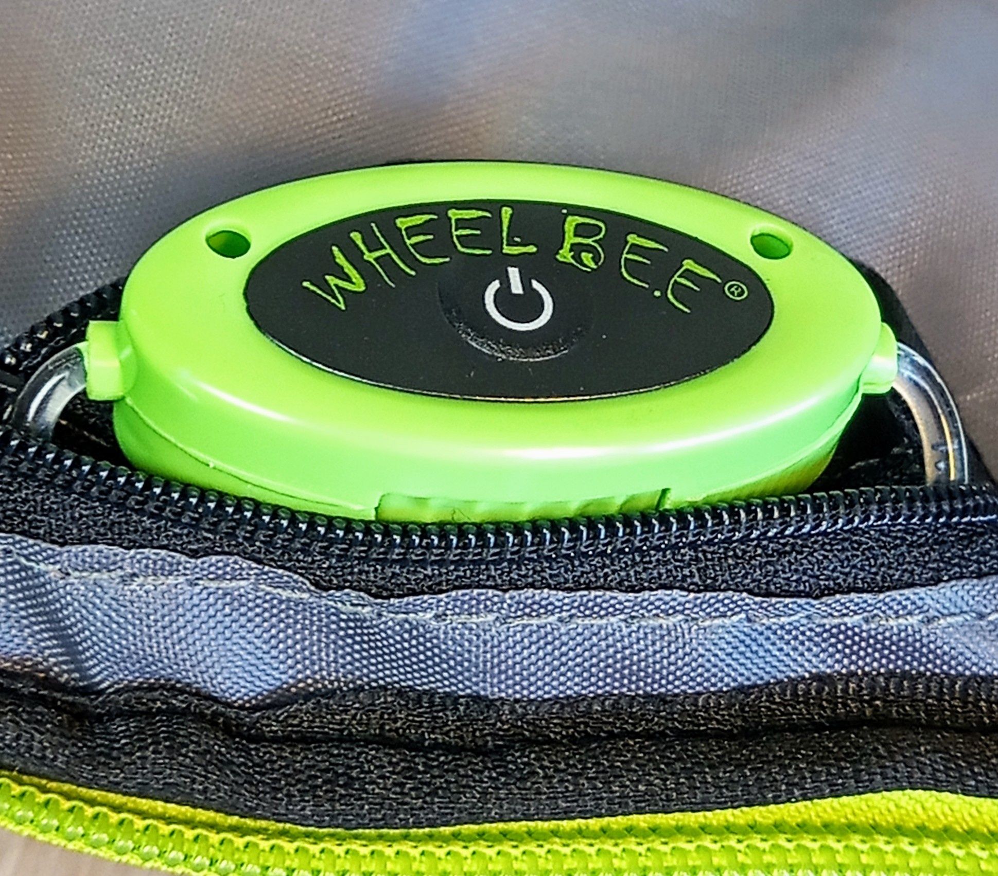 Plecak Wheel Bee Generation 30 litrów z oświetleniem LED