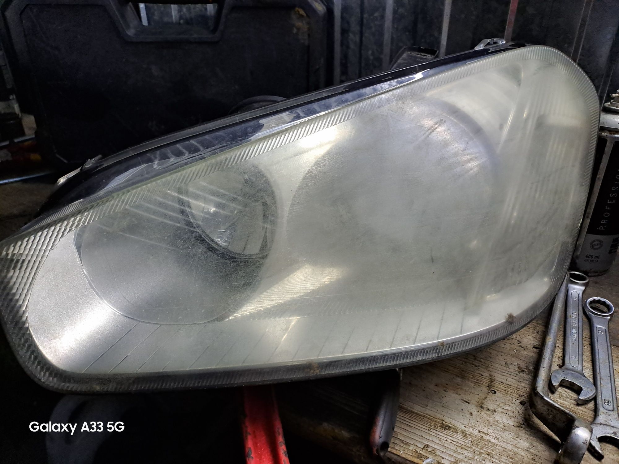 Lampy przednie ford c-max