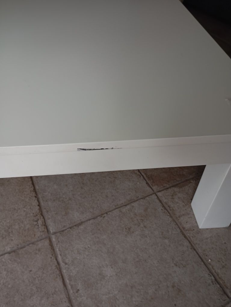 Mesa de centro branca