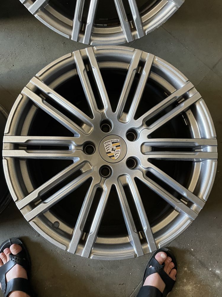 R20 5/130 литые диски Porsche