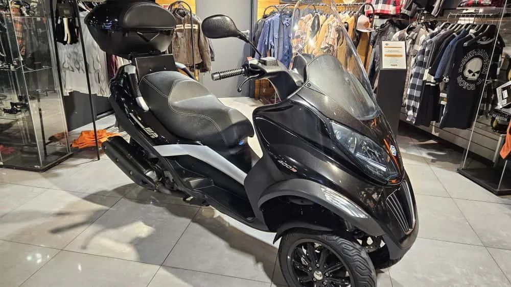 Piaggio MP3