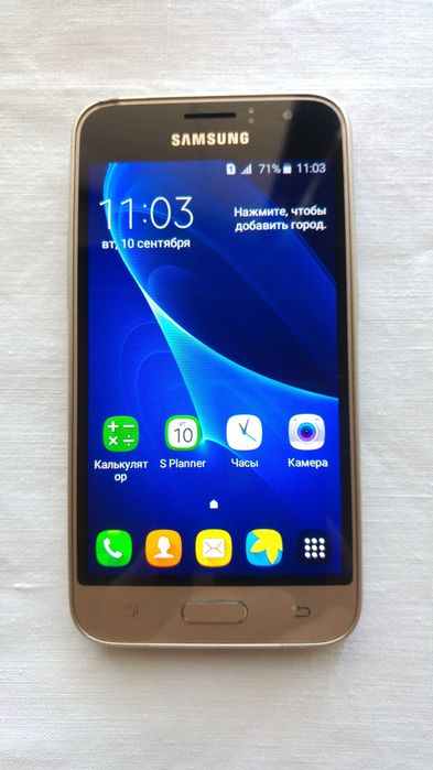 Samsung Galaxy J1 (2016) 1/8 На дві SIM + microSDXC Гарний стан.