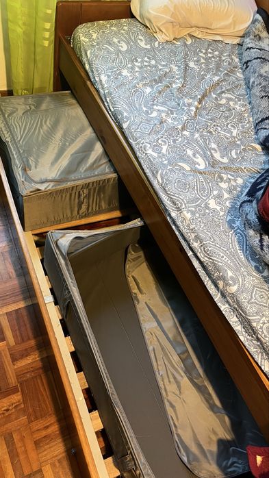 Estúdio de quarto com cama de solteiro