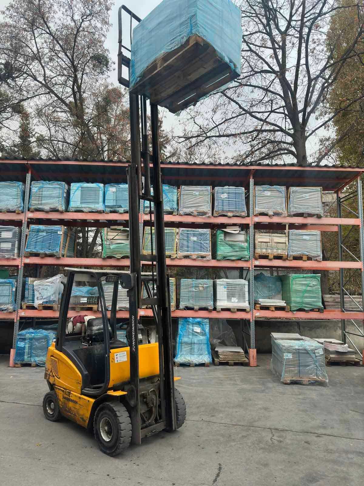 Навантажувач Jungheinrich TFG 16
