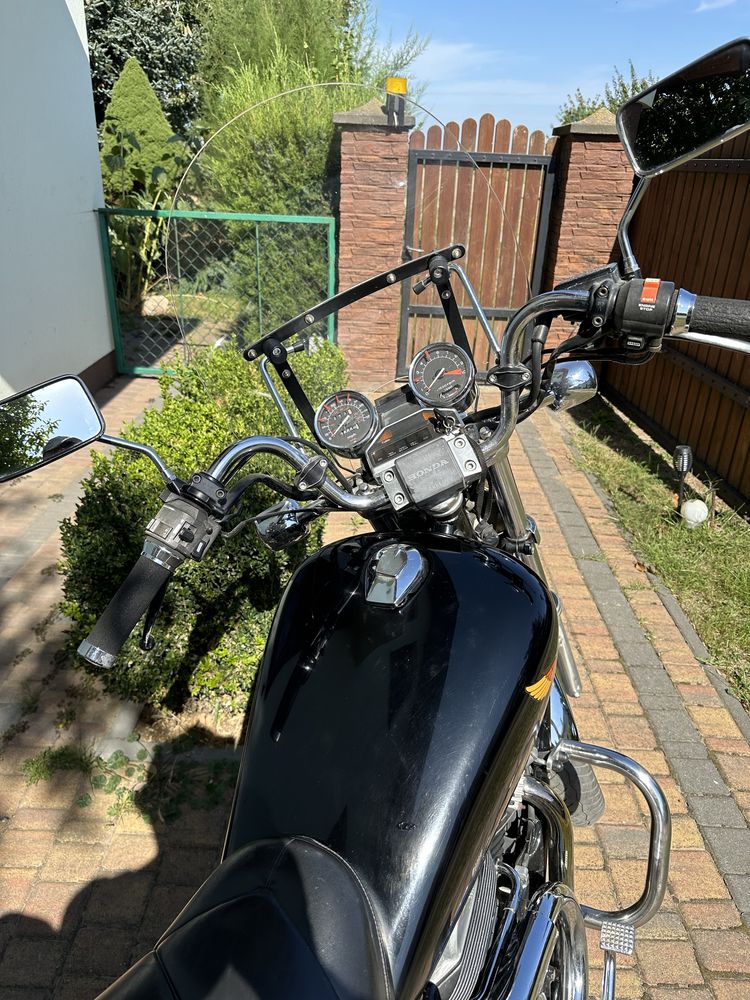 Motocykl Honda VT500C