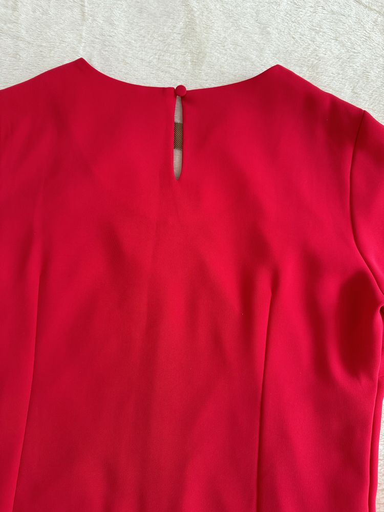 Плаття червоно-коралового кольору