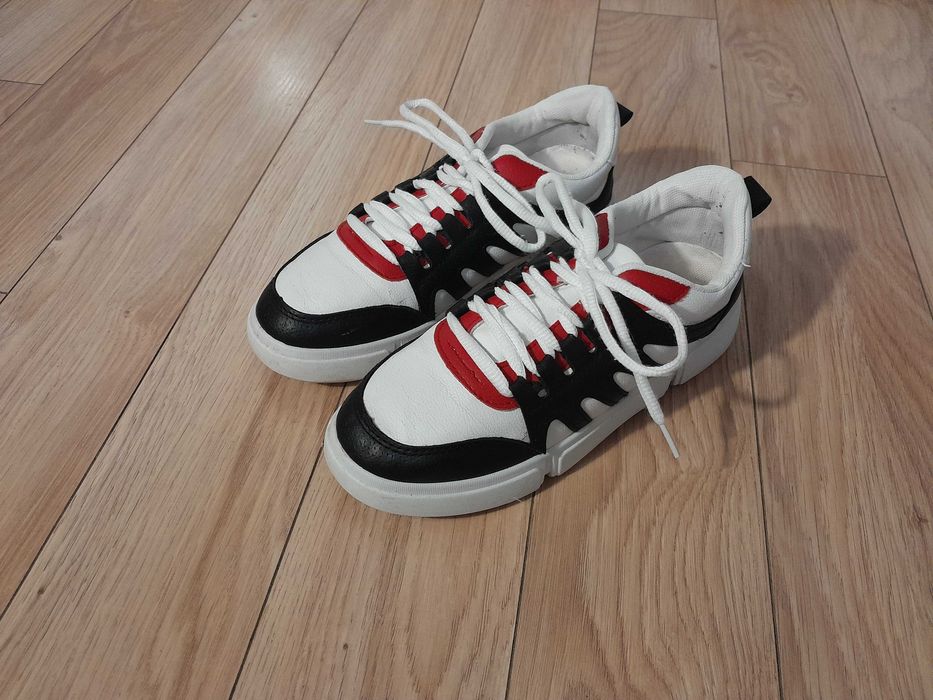 Buty sportowe damskie MARQUIIZ, rozm. 39, kolor: biało-czarne