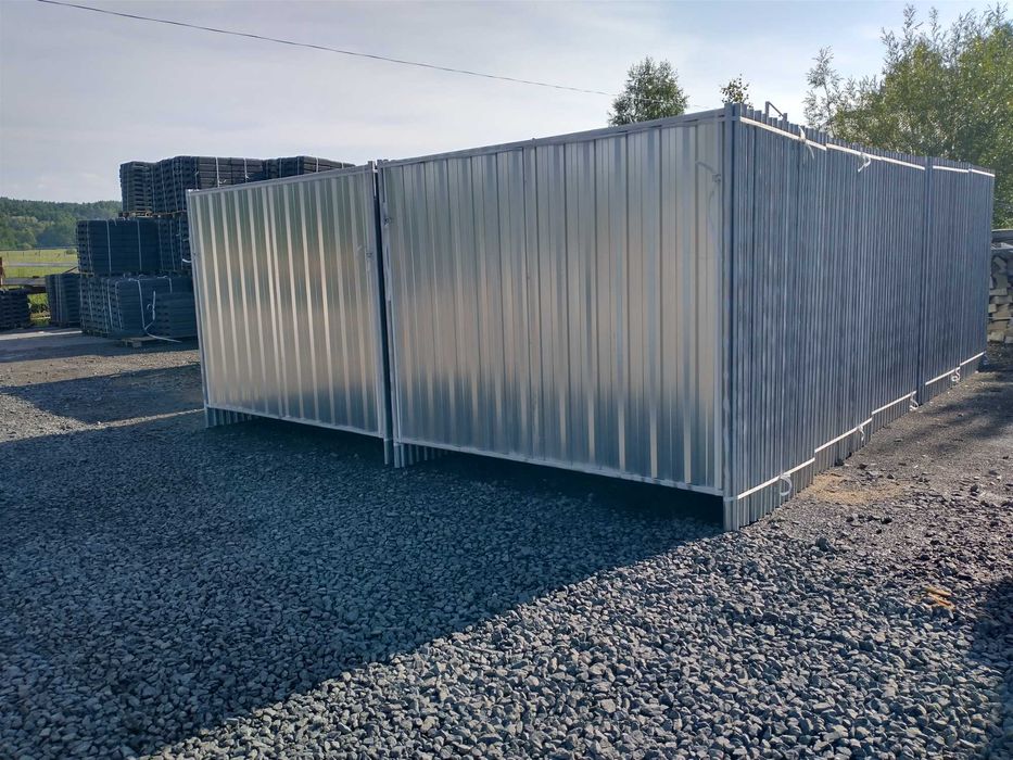 Tymczasowe ogrodzenia budowlane pełne  z blachy trapezowej - pełne