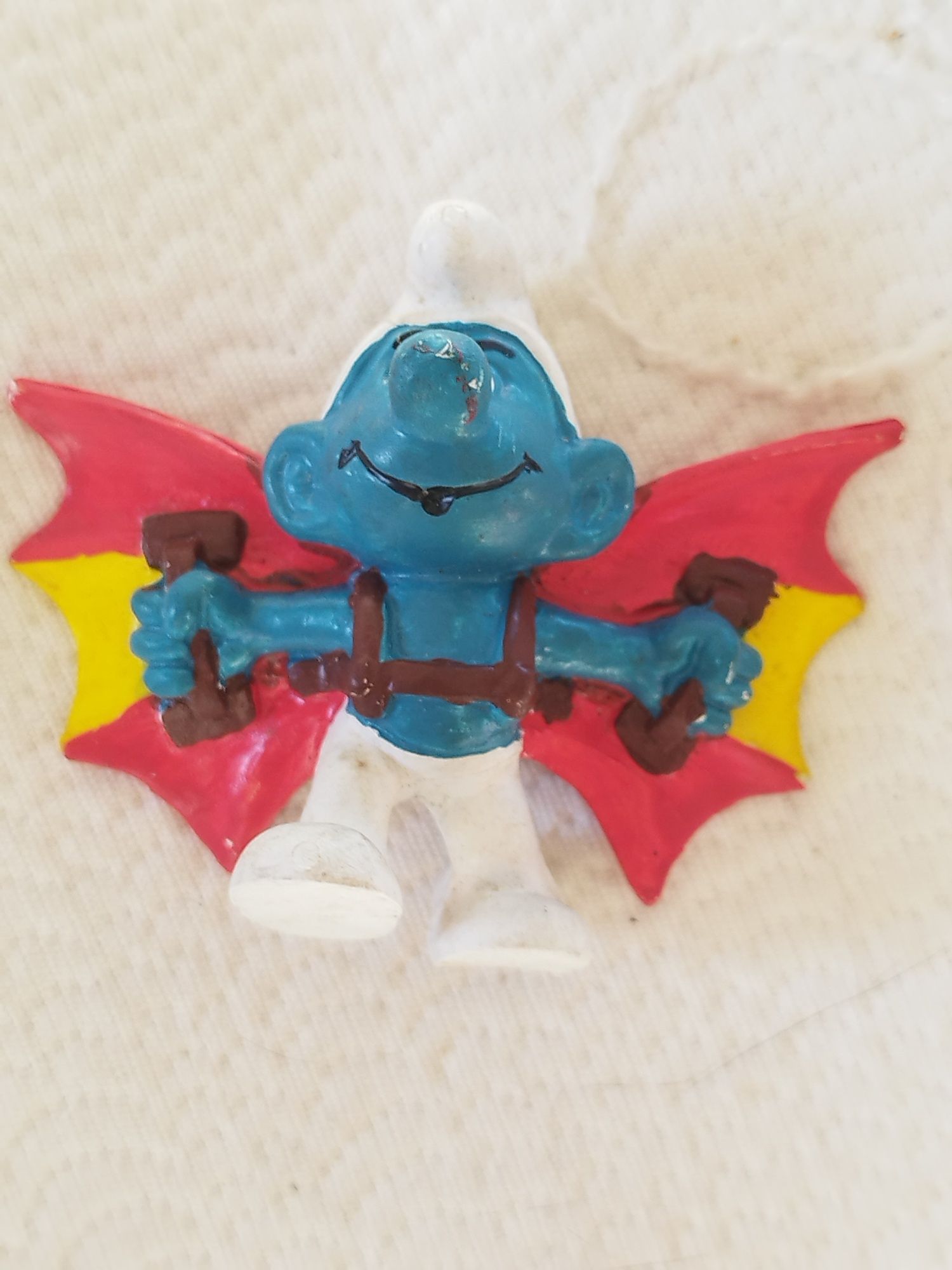 Bonecos antigos dos Smurfs. Veja os meus outros anúncios. Estou a vend