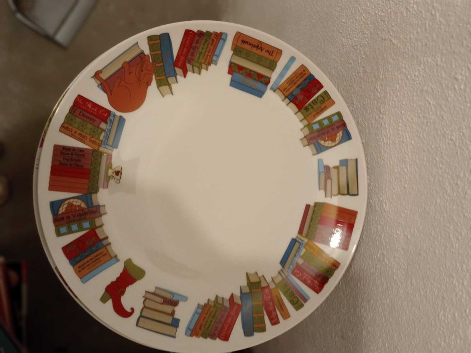 Conjunto de dois pratos