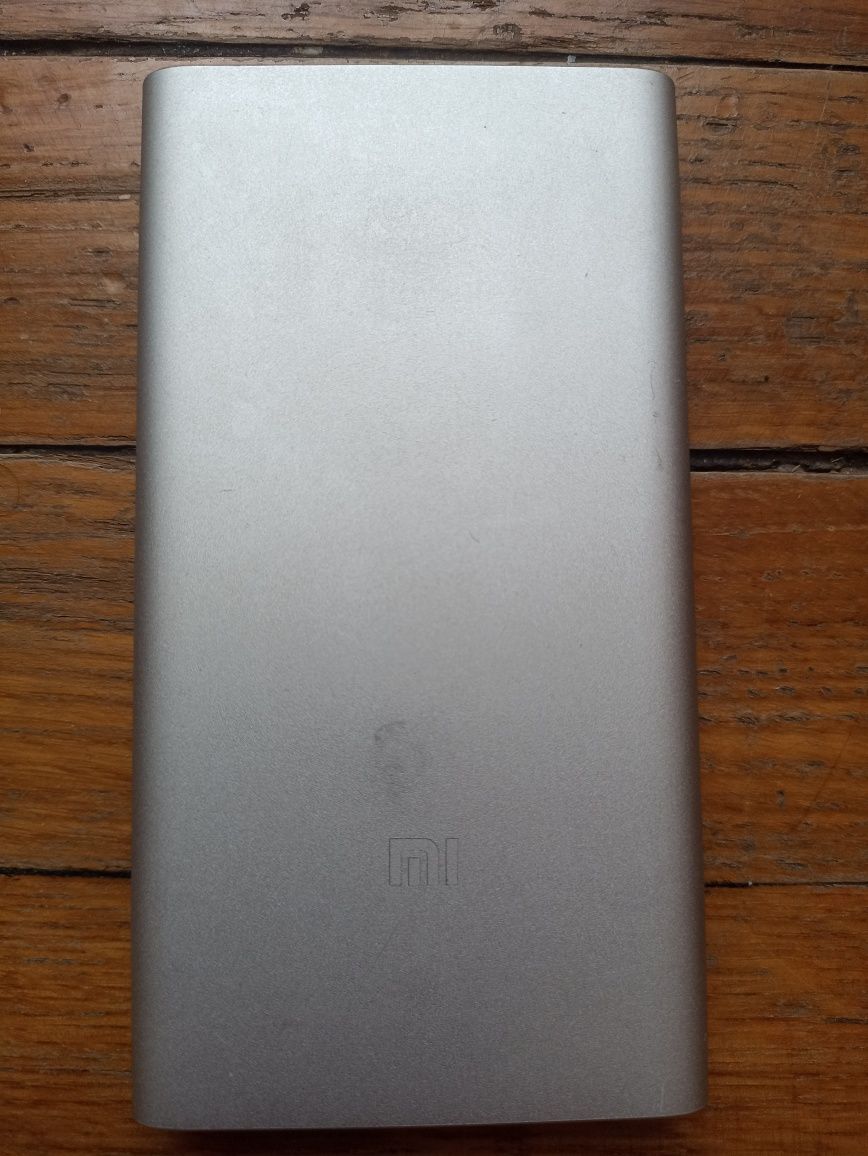 Продам повербанк Xiaomi 5000 mah