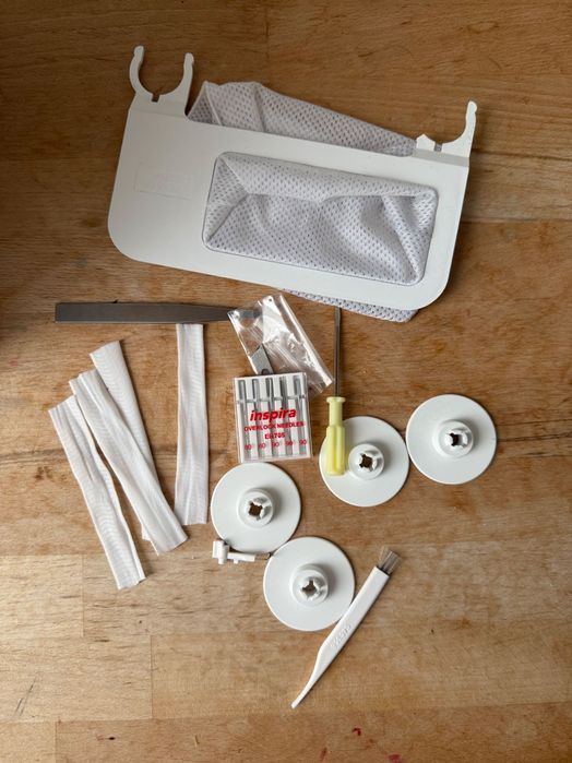 Maszyna do szycia Husqvarna Huskylock S15