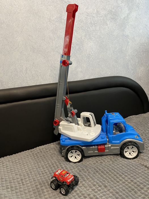 підйомний кран машинка