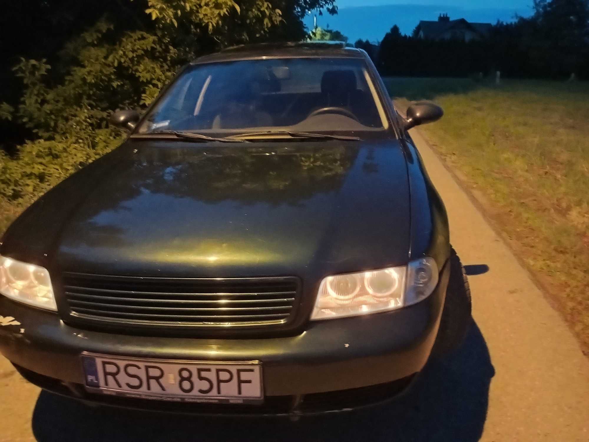Sprzedam Audi A4 w nadwoziu B5.