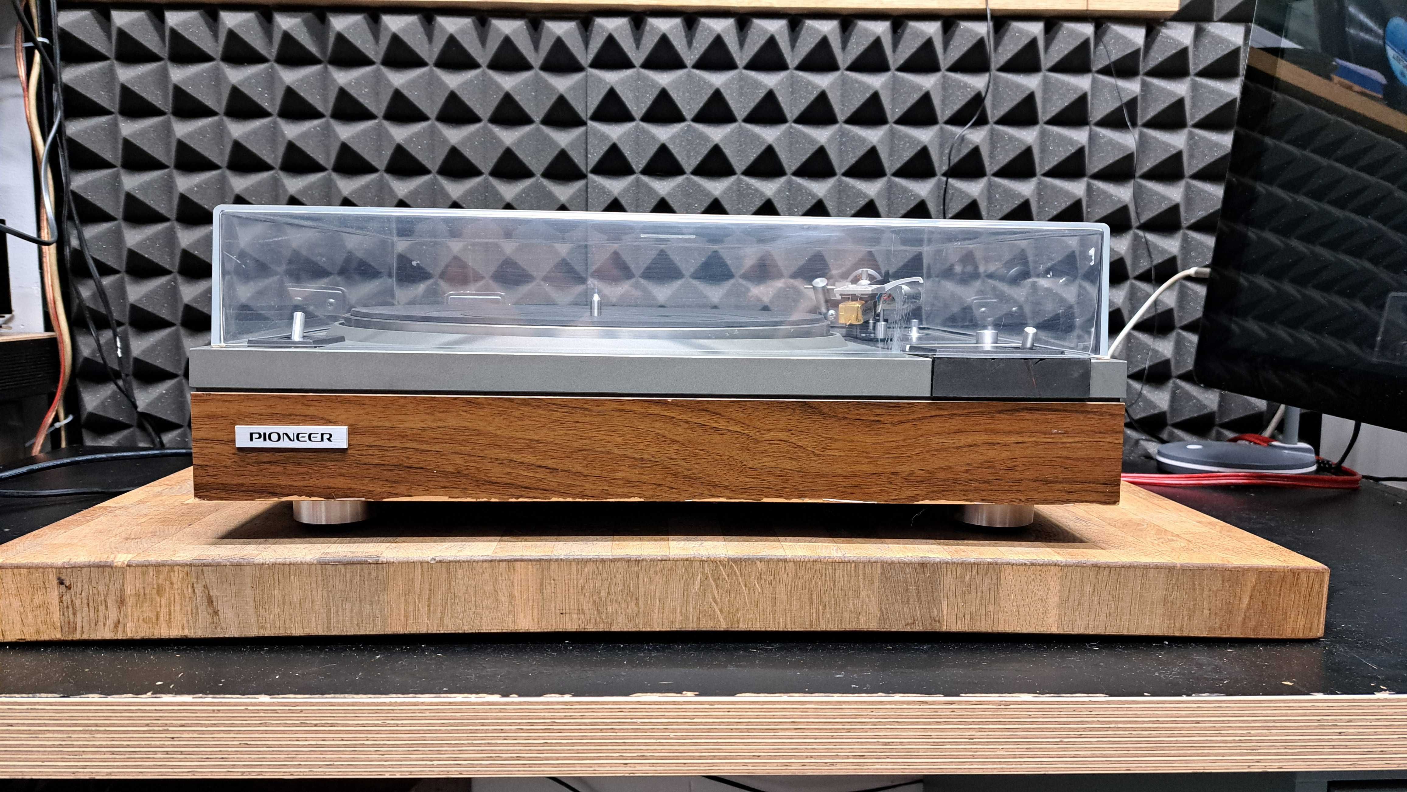 Gramofon Pioneer PL-115D