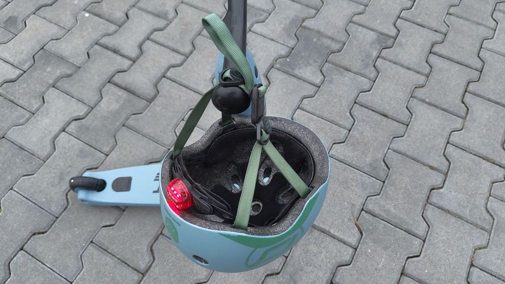 Hulajnoga z kaskiem dla dzieci Rowerek 2w1 Scoot and Ride trójkołowa