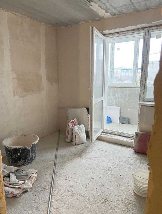 ЖК Радужный, Продам 1 ком квартиру пл 40м2, этаж 4/9ти! Начат ремонт!A