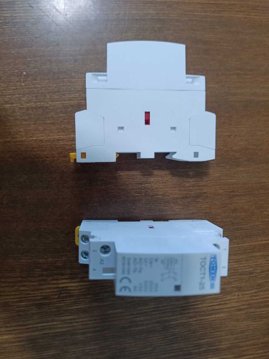 Модульный контактор  TOMZN 220В 25А 2NO