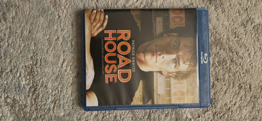 Road House(Wykidajło)