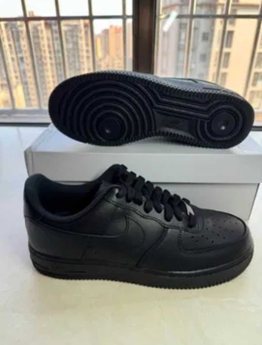 Buty Trampki Nike Air Force 1 Low Black R.40