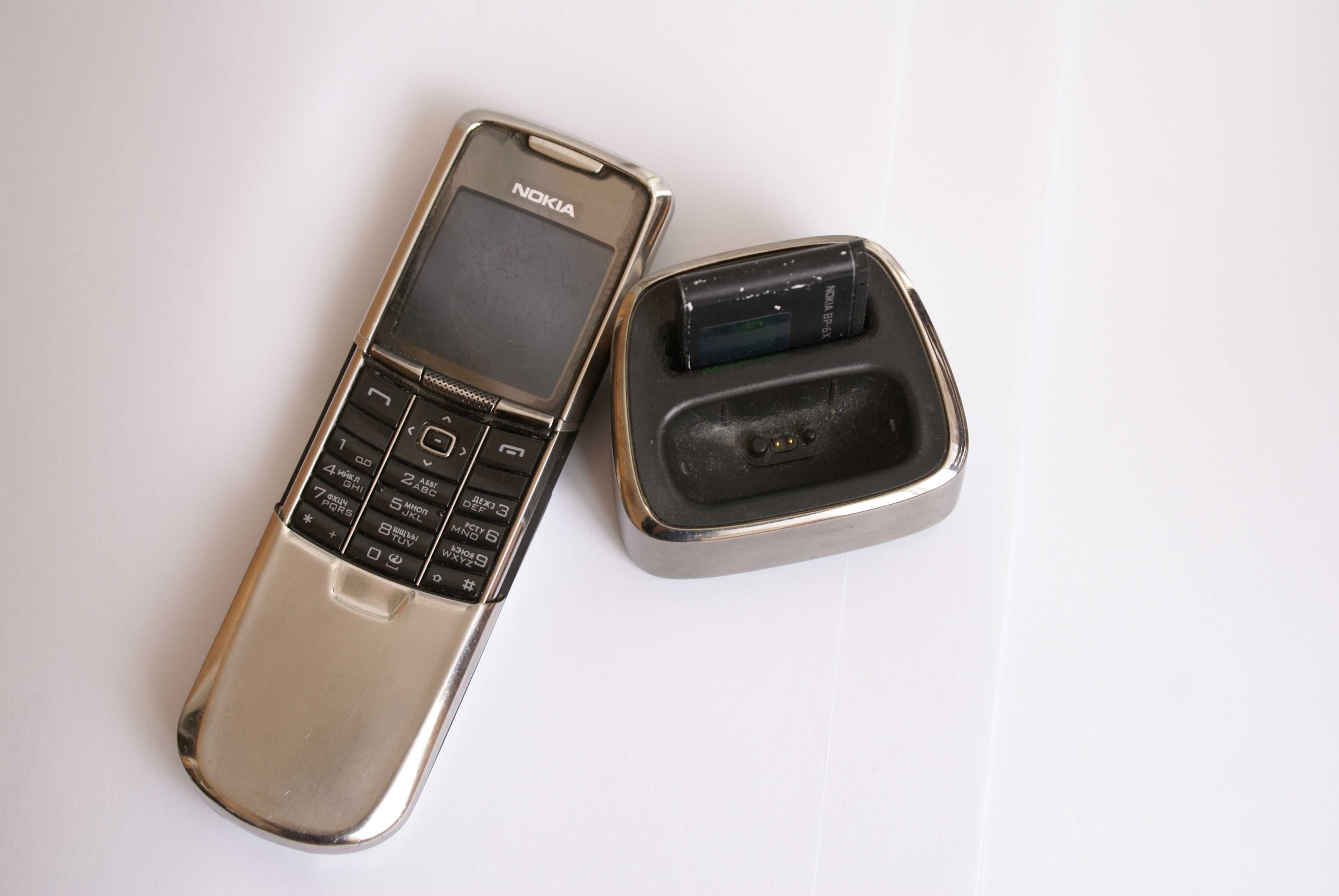 Nokia 8800 с башмаком и гарнитурой