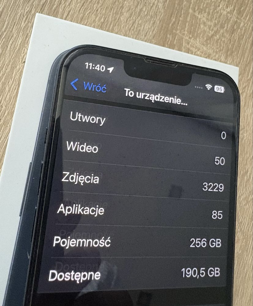 iPhone 13 256GB 97% kondycji baterii