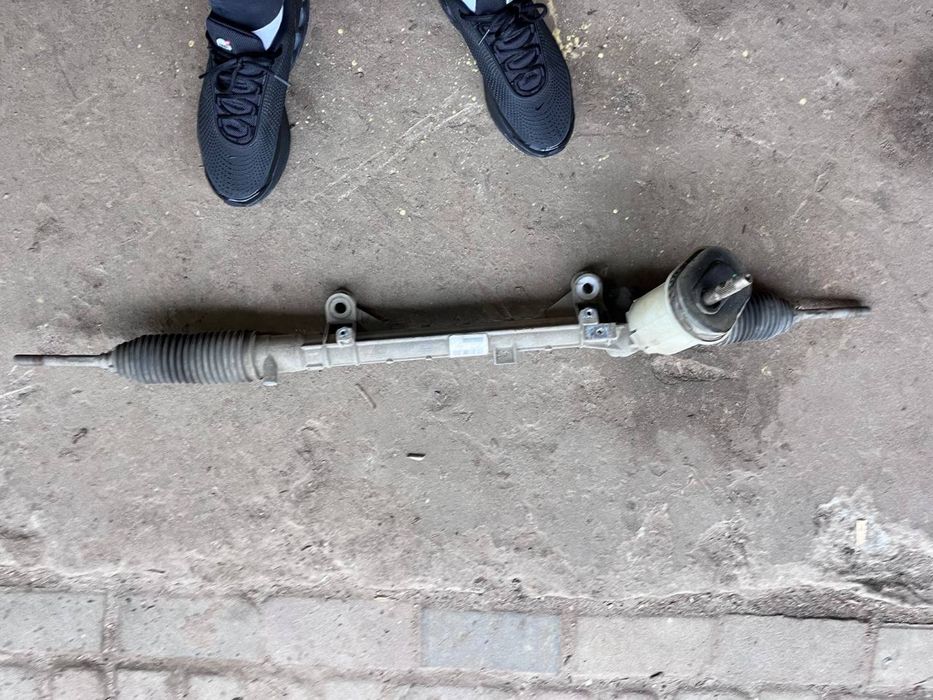 Продам рулевую рейку Меган 3