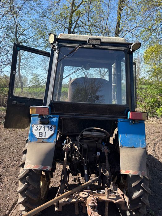 Трактор т 25 на ходу з плугом, + торг