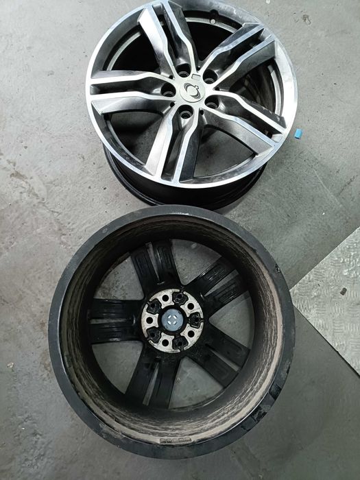 Продам диски БМВ r18