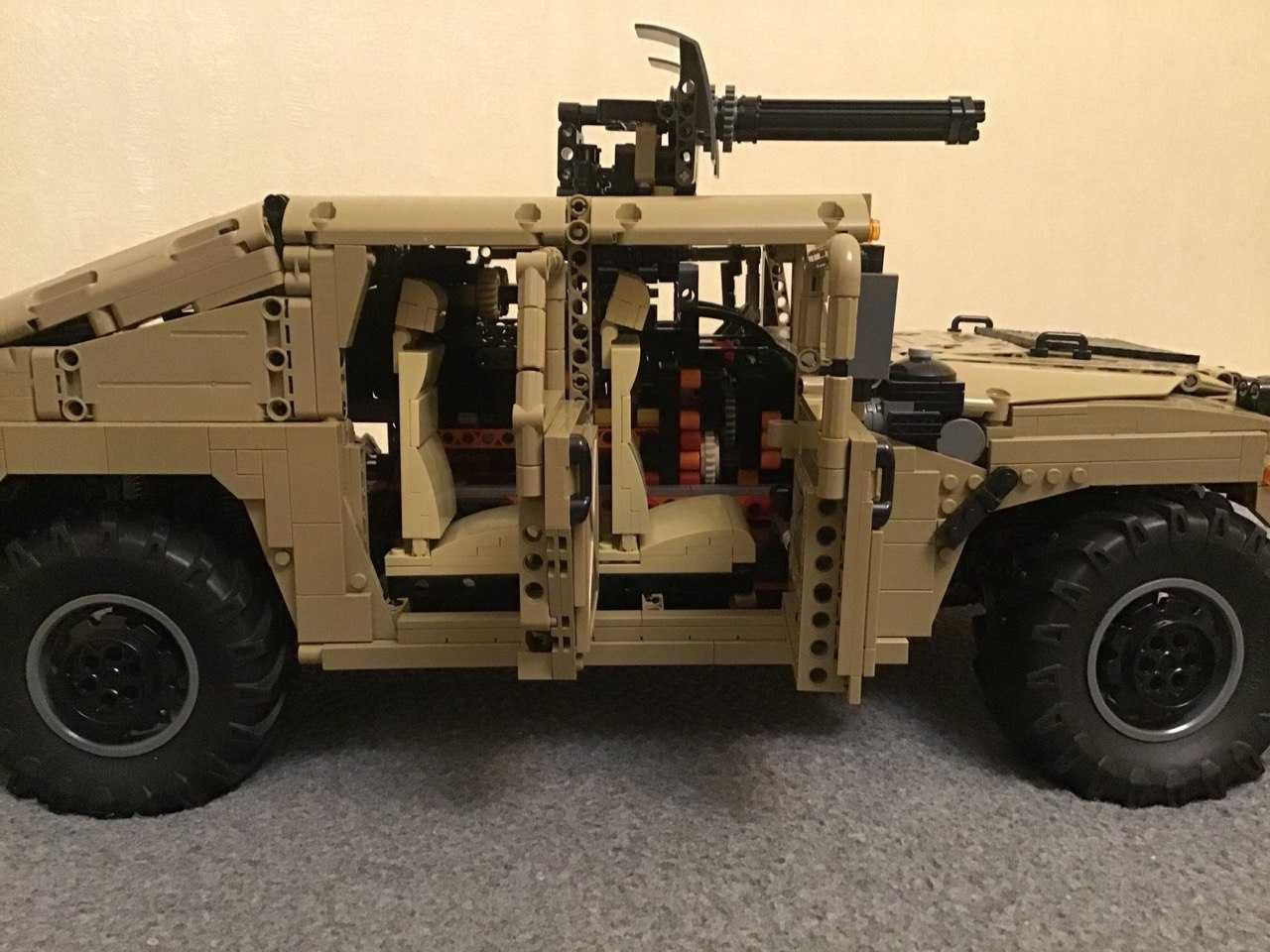 CADA HUMVEE C61036W (сумісний Lego Technic аналог), масштаб 1:8