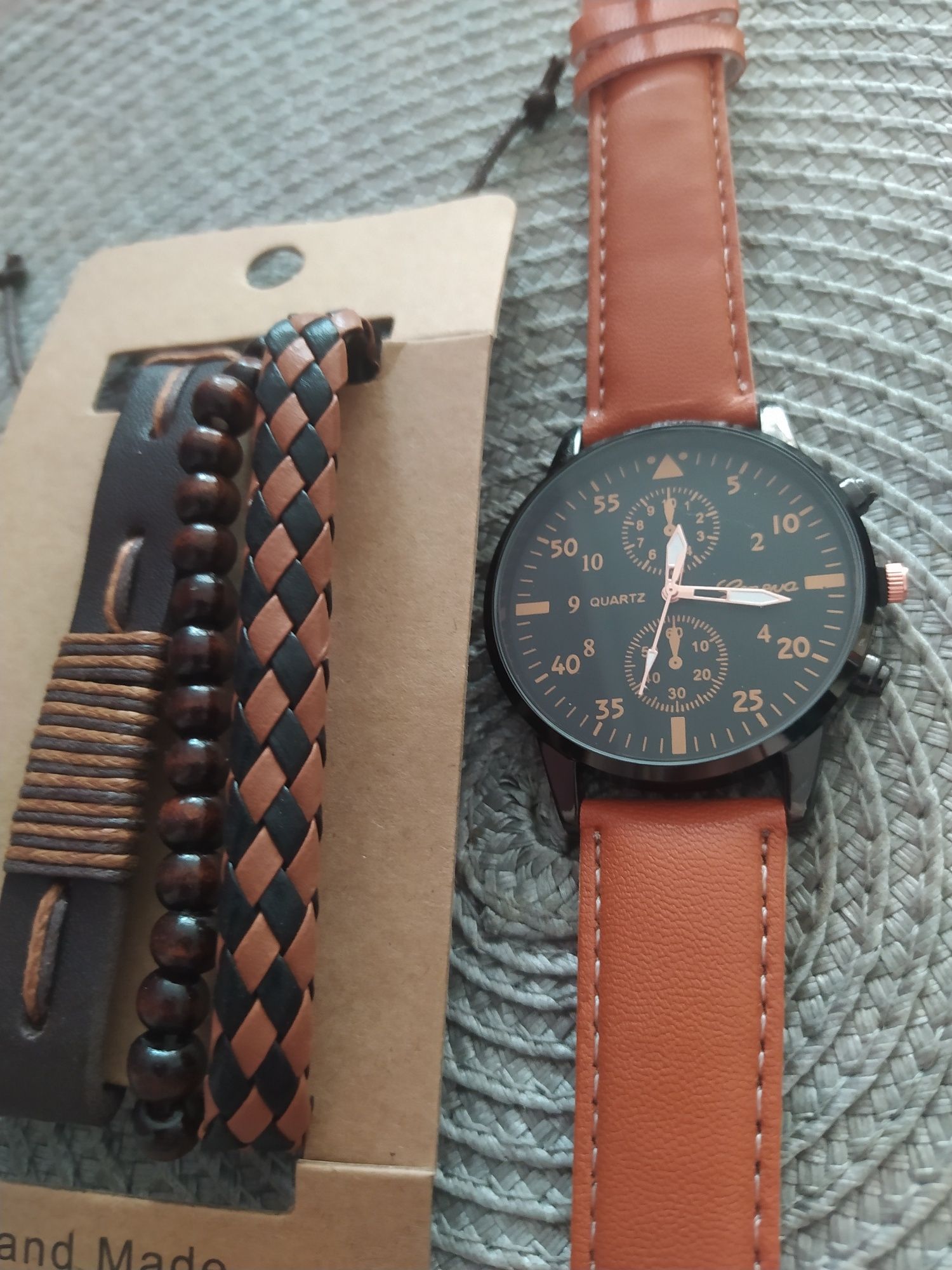 Zegarek męski plus bransolety