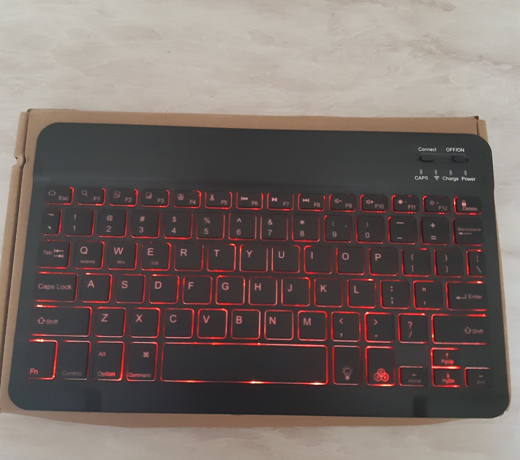 Bluetooth клавиатура+мышь с RGB подсветкой.