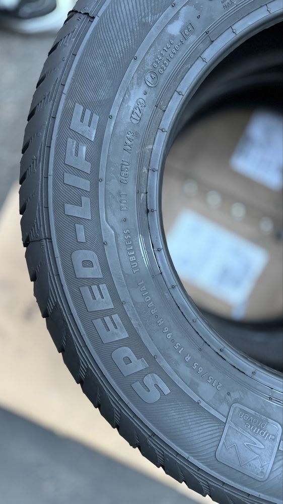 2x semperit 215/65/15 z 2023 roku nowe demo