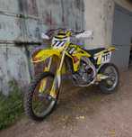 Suzuki RM-Z450.