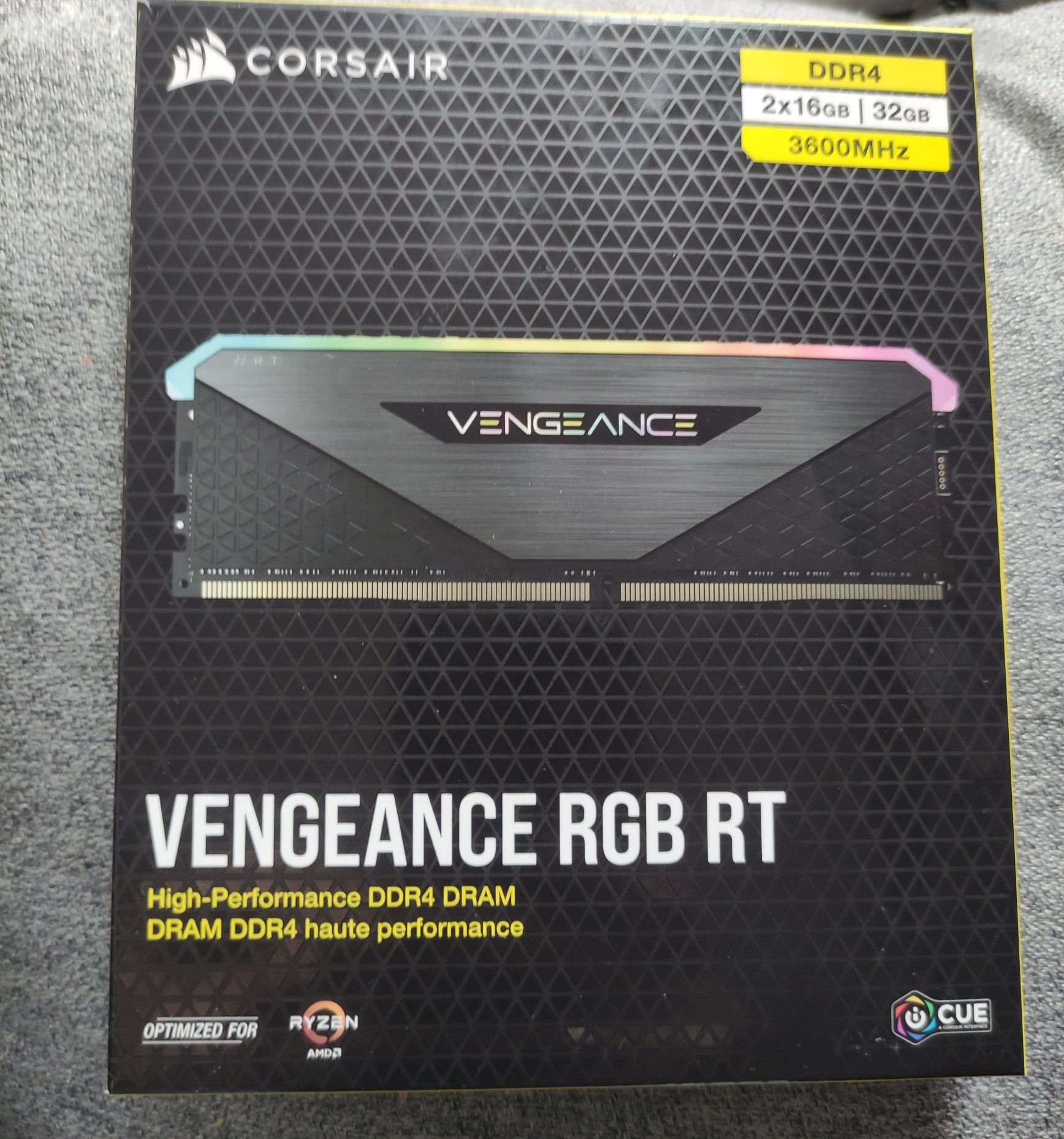 Pamięć RAM DDR4 3600 2x16 32GB  CORSAIR Vengeance RGB RT