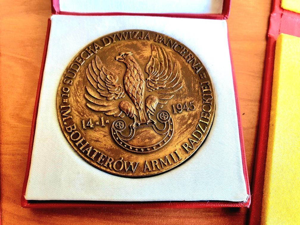 Medale wojskowe PRL Ludowe Wojsko Polskie OHP unikat z lat 50 60 x 4