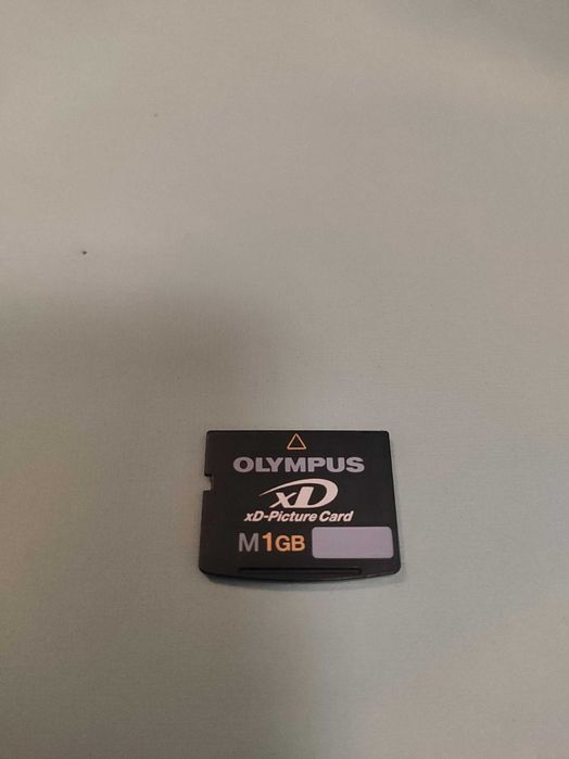 Cartão Memória Olympus XD M+ 2GB e 1GB