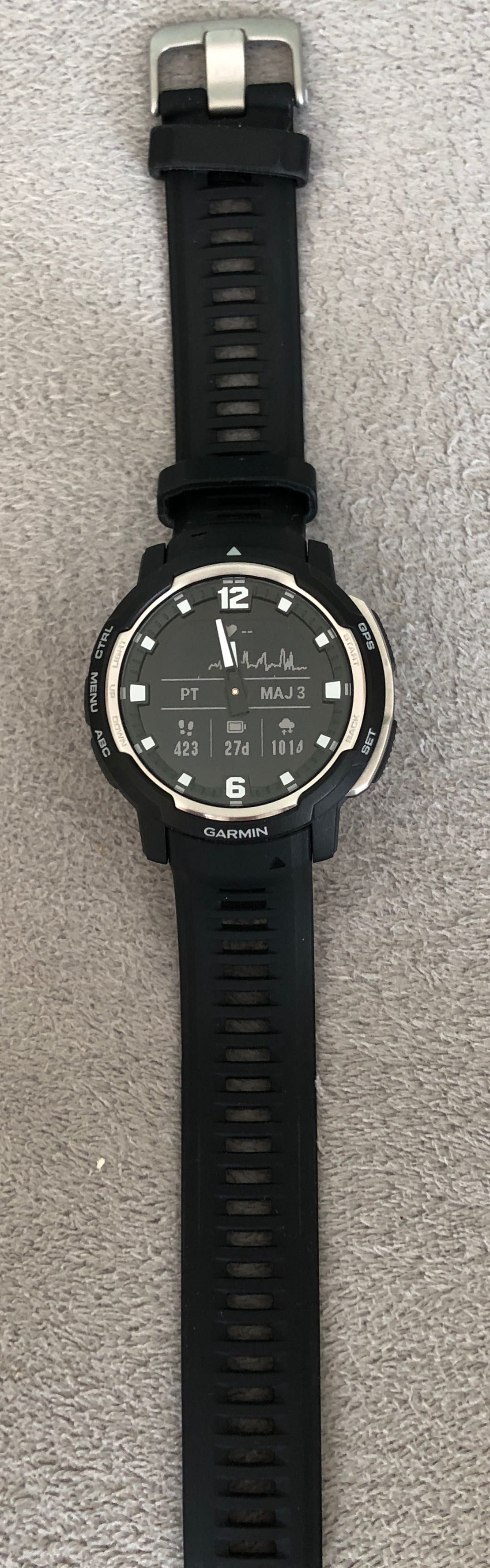 Garmin Instinct Crossover czarny.