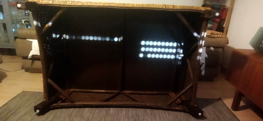 Mesa de centro em vime