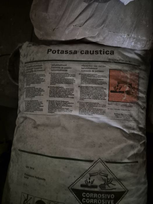 ГІДРОКСИД КАЛІЮ (їдкий калій)