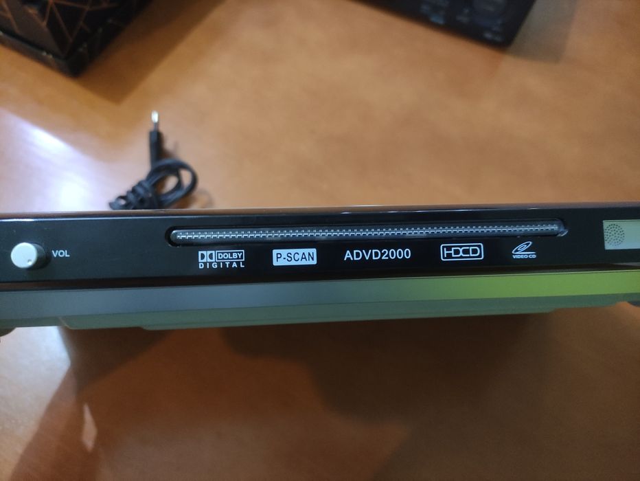 Vendo leitor de DVD / CD